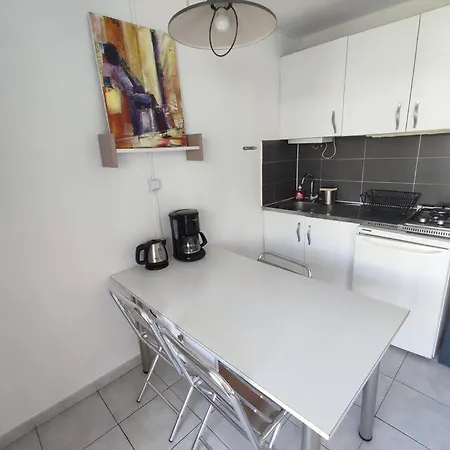 Apartment T2 Au Ponant Avec Piscine *